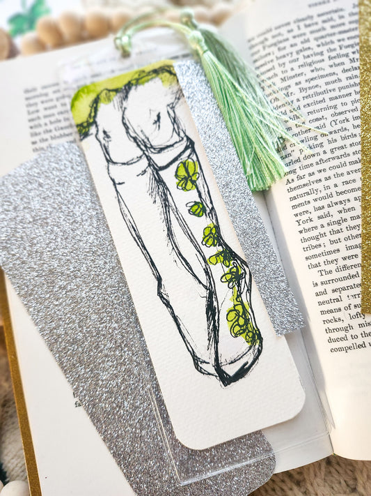💚 Lucky Lover Girl Knee-High - Bookmark Print 💚